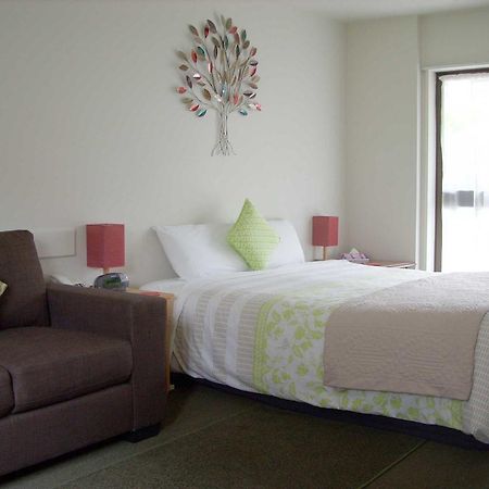 Tudor Court Motel Christchurch Eksteriør bilde