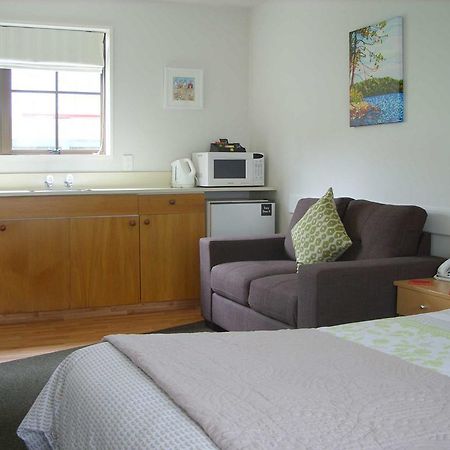 Tudor Court Motel Christchurch Eksteriør bilde