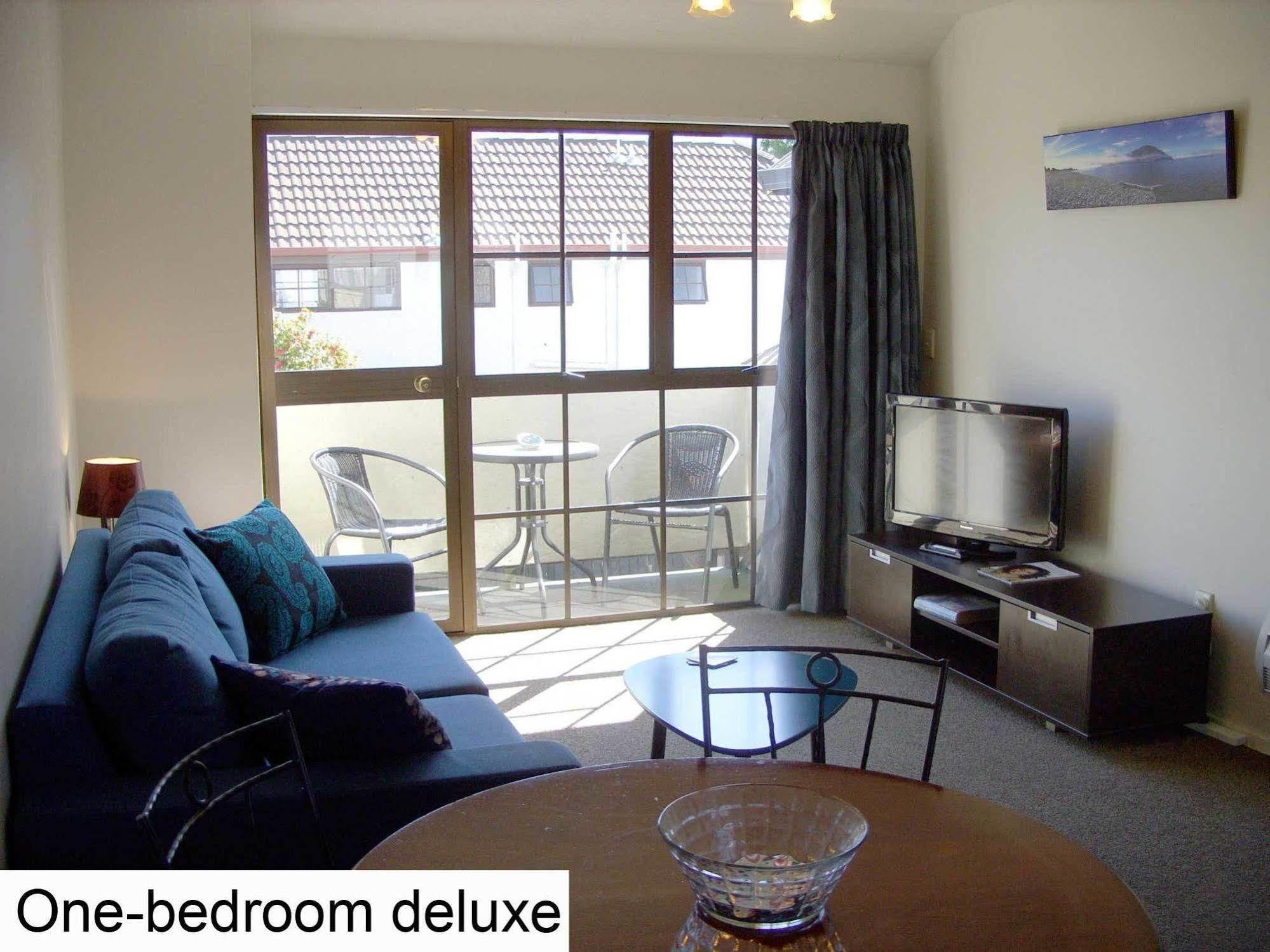 Tudor Court Motel Christchurch Eksteriør bilde